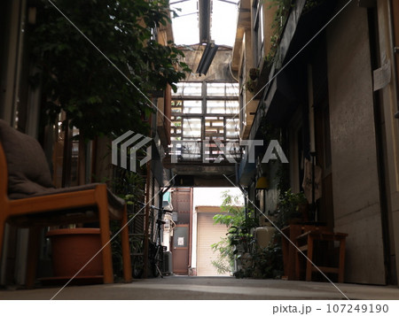 河原町繊維問屋街の屋根 河原町繊維問屋街の屋根 107249190