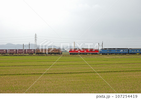 羽越本線　鶴岡ー藤島　JR貨物　EF510-6＋JR東日本　24系　夢空間　JR20周年記念号 107254419