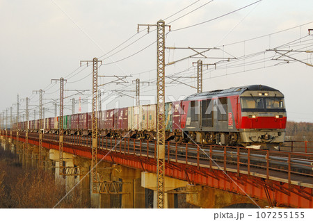 函館本線 豊幌ー江別 JR貨物 DF200-61(鷲別) 函館本線 豊幌ー江別 JR貨物 DF200-61(鷲別) 107255155