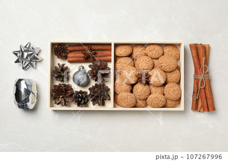 Delicious, Dutch Pepernoten Christmas cookies in a gift box Delicious, Dutch Pepernoten Christmas cookies in a gift box 107267996