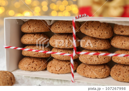 Concept of tasty Dutch Christmas cookies, Pepernoten 107267998