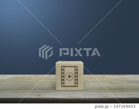 Business cinema online concept 107269033