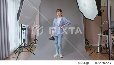 professional photographer in studio professional photographer in studio 107270223
