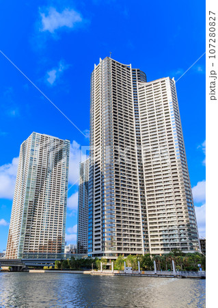 東京　中央区 勝どきの都市風景　パークタワー勝どき サウス　 107280827