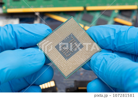 パソコンのCPU（プロセッサ） 107281581