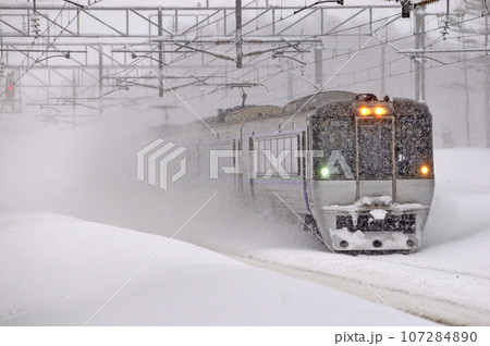 千歳線　北広島ー上野幌　JR北海道　785系　NE-3編成（札幌）　すずらん 107284890