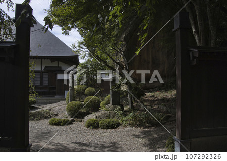 本坊　山寺　山形県山形市 107292326