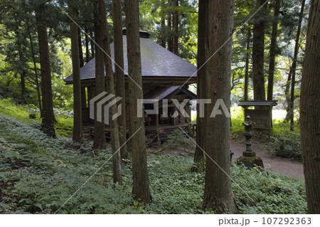 抱返り神社　抱返り渓谷　秋田県仙北市 107292363