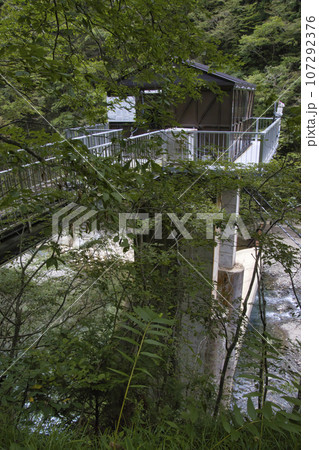 取水塔　抱返り渓谷　秋田県仙北市 107292376