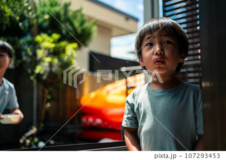 3 years old & 7 years old 3 years old & 7 years old 107293453