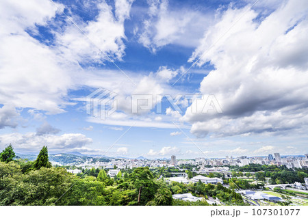 仙台城跡(青葉城)から見た秋の仙台市街 俯瞰 仙台市青葉区 仙台城跡(青葉城)から見た秋の仙台市街 俯瞰 仙台市青葉区 107301077