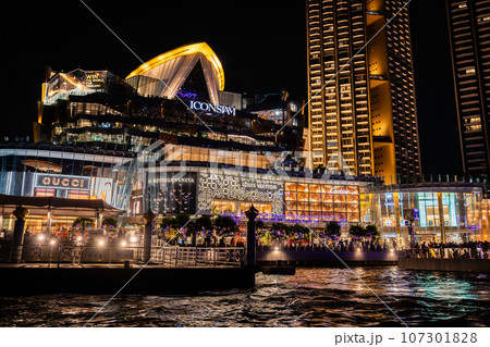 夜のアイコンサイアム(ICONSIAM)・タイ・バンコク 夜のアイコンサイアム(ICONSIAM)・タイ・バンコク 107301828