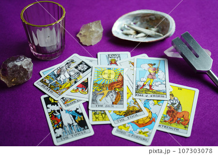 タロットカードと浄化アイテム タロットカードと浄化アイテム 107303078