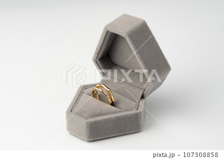 Jewelry box on white background studio shot 107308858