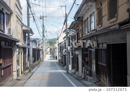 倉敷市玉島　町並み保存地区　仲買町 107312873