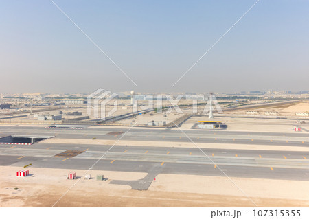 カタール、ドーハのハマド国際空港 107315355