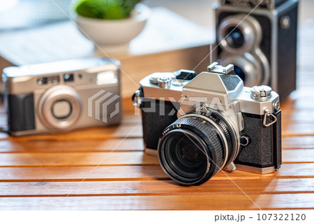 ヴィンテージ・フィルムカメラ 写真集「Retro Photo」