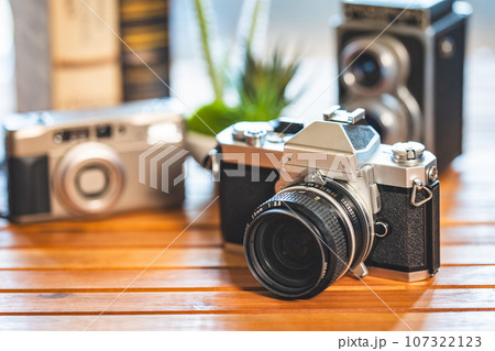 【レトロ】フィルムカメラ【ヴィンテージ】 【レトロ】フィルムカメラ【ヴィンテージ】 107322123