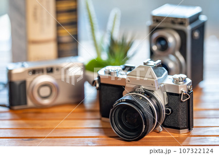 【レトロ】フィルムカメラ【ヴィンテージ】 【レトロ】フィルムカメラ【ヴィンテージ】 107322124