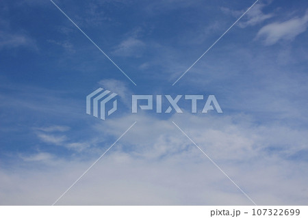 青い空・白い雲 107322699