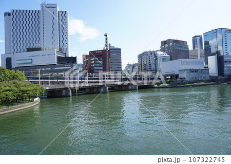 京阪天満橋駅　大川中之島 107322745