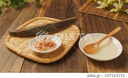 鰹節と削り節・鰹だしイメージ 107324155