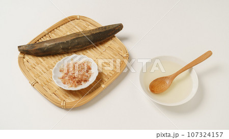 鰹節と削り節・鰹だしイメージ 107324157