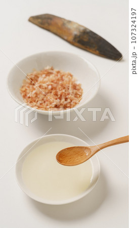鰹節と削り節・鰹だしイメージ 107324197