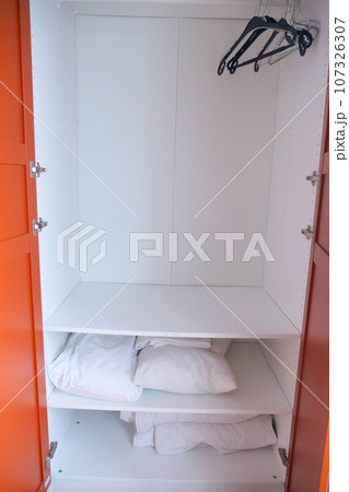 open empty bedroom cabinet door open empty bedroom cabinet door 107326307