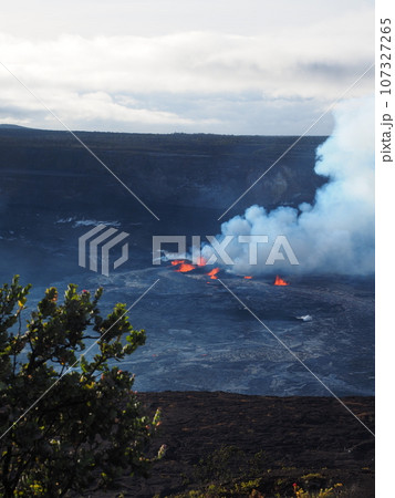ハワイ島 キラウエア火山の噴火 ハワイ島 キラウエア火山の噴火 107327265