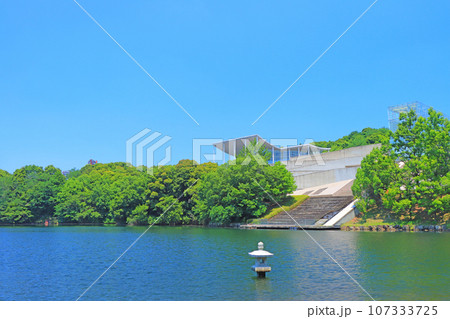 岡崎市、岡崎市美術博物館の風景 岡崎市、岡崎市美術博物館の風景 107333725