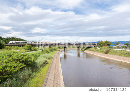 【伊勢線】津方面へ回送する特急鈴鹿グランプリ3号 107334123