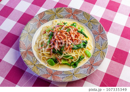 桜えびと春野菜のペペロンチーノ 107335349