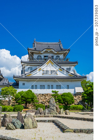 大阪府岸和田市 岸和田城復興天守と八陣の庭 大阪府岸和田市 岸和田城復興天守と八陣の庭 107339863