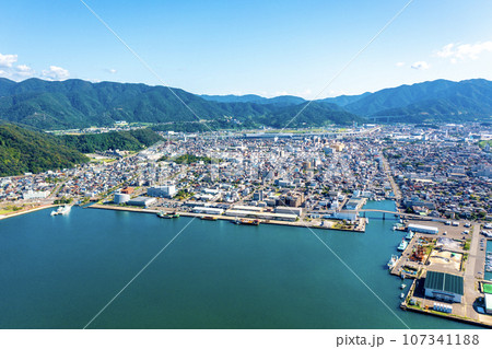 夏の敦賀港（福井県敦賀市） 107341188