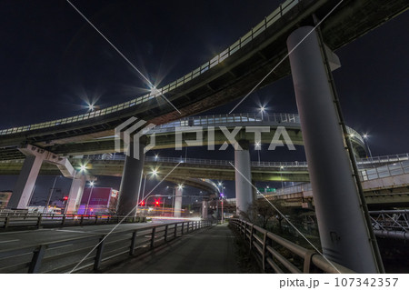 助松ジャンクションの夜景 107342357