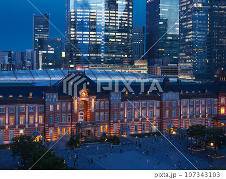 【東京都 千代田区・中央区】 東京駅~八重洲・京橋の夕景 都市景観(2023年7月) 【東京都 千代田区・中央区】 東京駅~八重洲・京橋の夕景 都市景観(2023年7月) 107343103