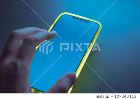 スマートフォン 107343118