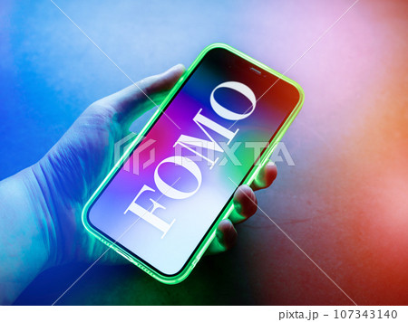 スマートフォン 107343140