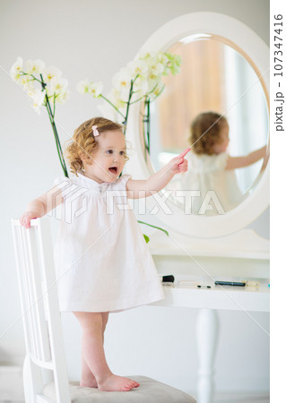 Baby 2025 girl mirror