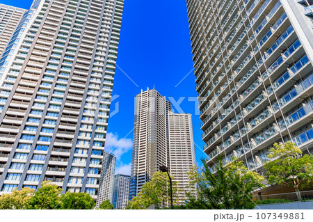 東京 中央区 勝どきの都市風景 パークタワー勝どきサウスとベイシティ晴海スカイリンクタワー 東京 中央区 勝どきの都市風景 パークタワー勝どきサウスとベイシティ晴海スカイリンクタワー 107349881