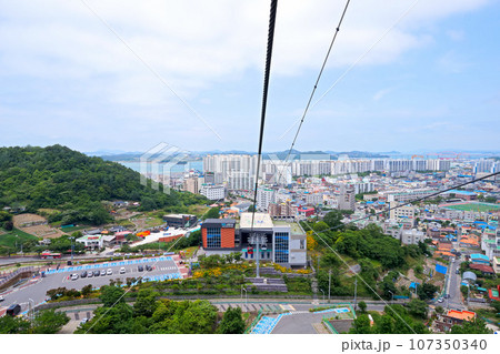 【韓国 木浦市】木浦海上ケーブルカー北港乗降場付近の風景 107350340