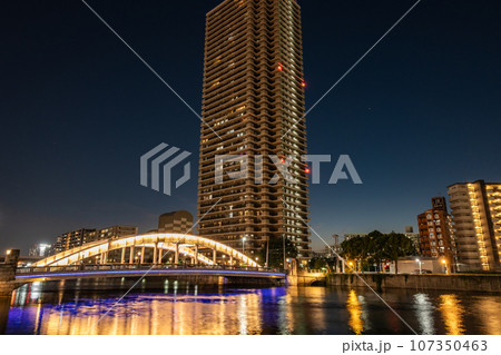大阪中之島堂島川夜景 大阪中之島堂島川夜景 107350463