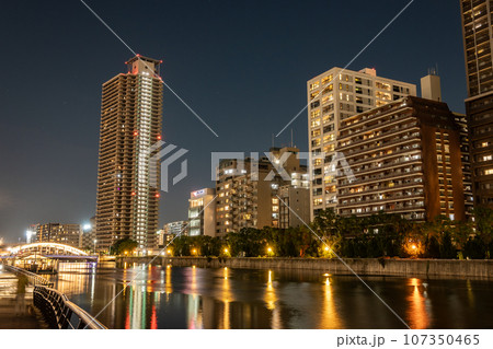 大阪中之島堂島川夜景 107350465