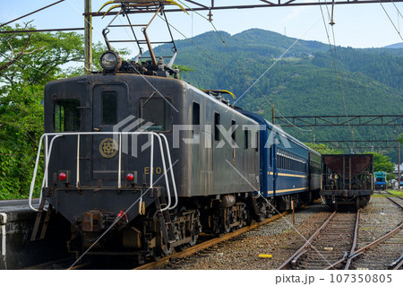 大井川鉄道　電気機関車牽引　客車列車 107350805
