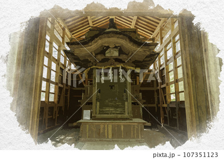 水彩画風 三日月 日岡八幡神社 高良神社 兵庫県佐用郡佐用町 水彩画風 三日月 日岡八幡神社 高良神社 兵庫県佐用郡佐用町 107351123