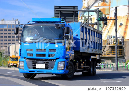 スクラップ運搬車両 スクラップ運搬車両 107352999