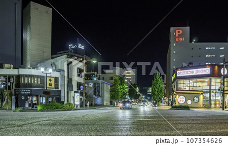 富山市街　新桜町交差点　富山県富山市 107354626