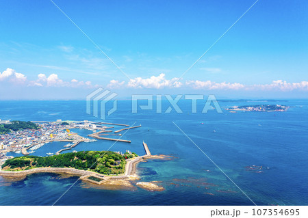 知多半島の羽豆岬と日間賀島（愛知県南知多町） 107354695