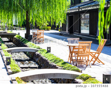 街角の素敵な空間　夏の山形市の水の町屋七日町御殿堰エリア 107355488